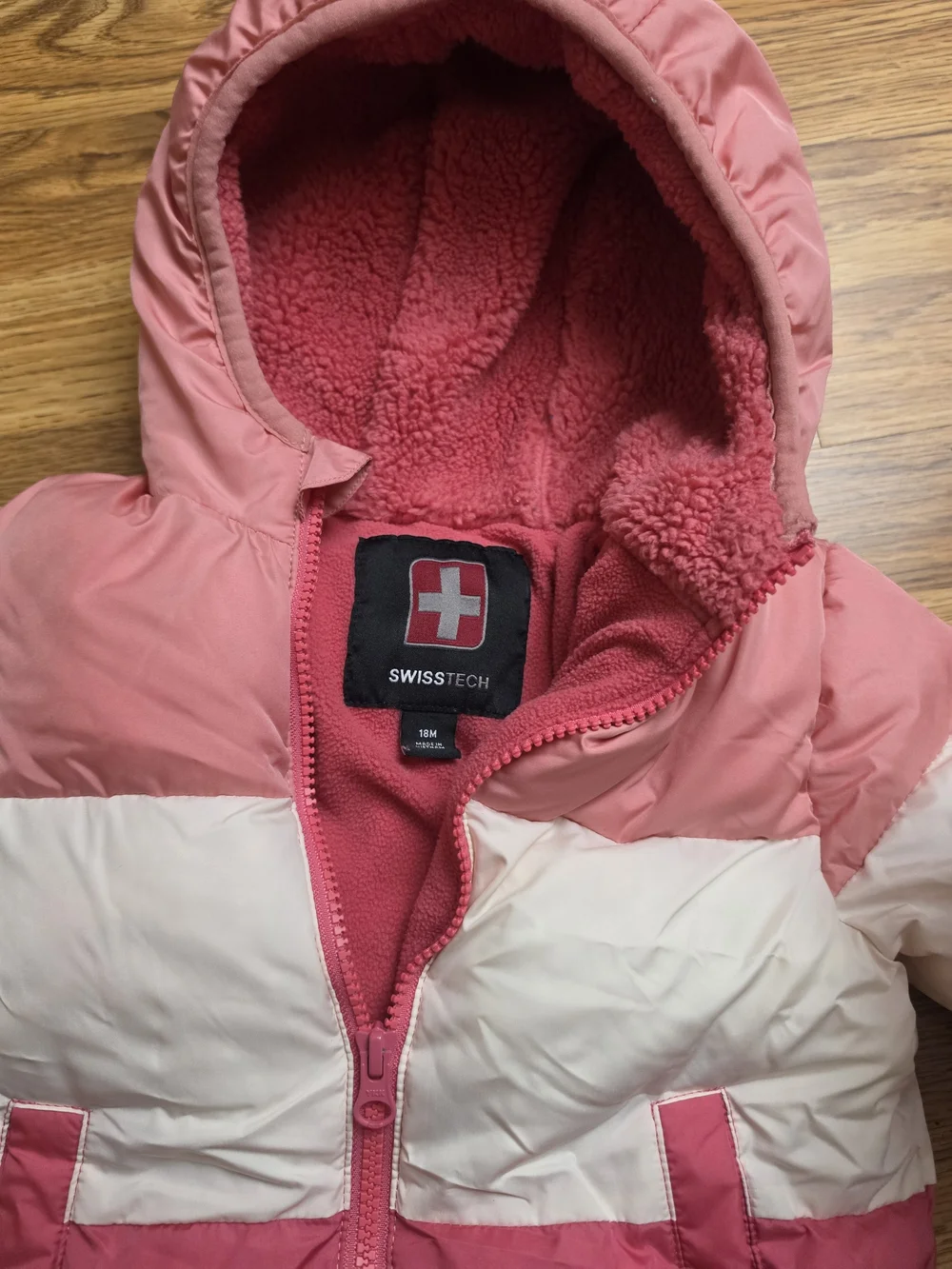Swiss Tech Girls' Pink Colorblock Hooded Puffer Jacket